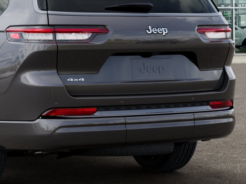 New 2026 Jeep Grand Cherokee L Limited AWD/4WD image 13