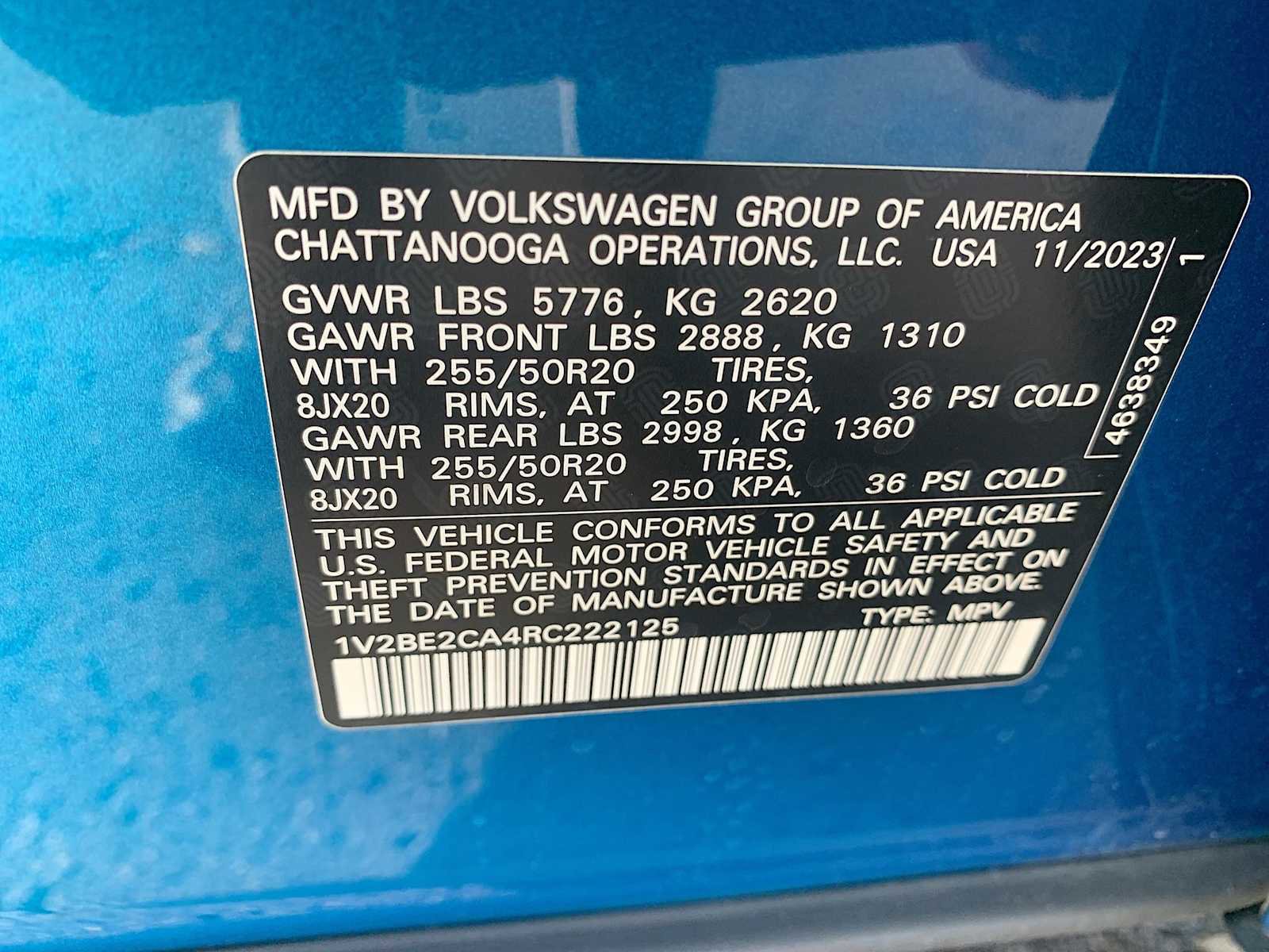 Used 2024 Volkswagen Atlas Cross Sport SEL image 34