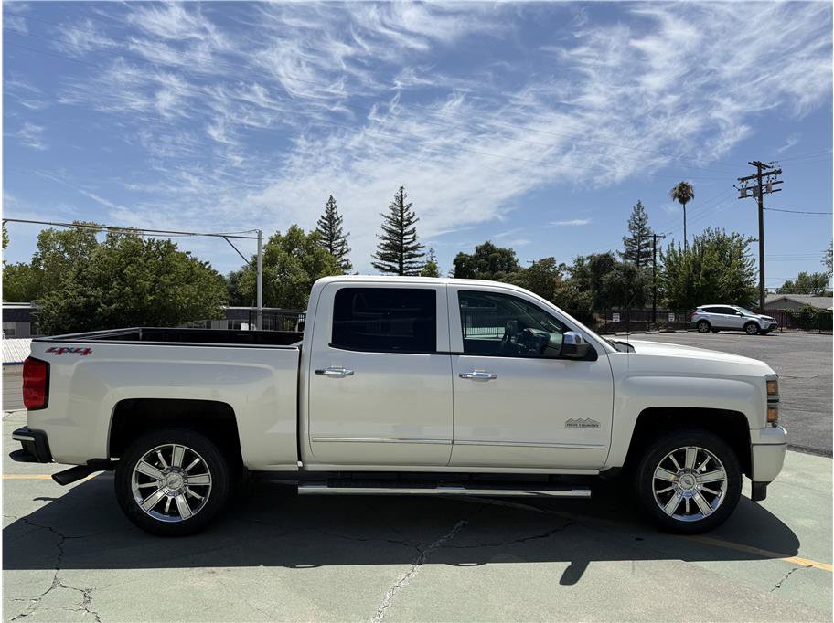 Used 2014 Chevrolet Silverado 1500 High Country w/ High Country Premium Package AWD/4WD image 5