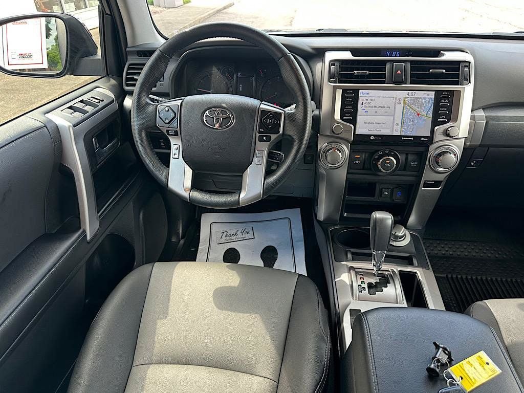 Certified 2023 Toyota 4Runner SR5 Premium w/ Moonroof Package AWD/4WD image 21