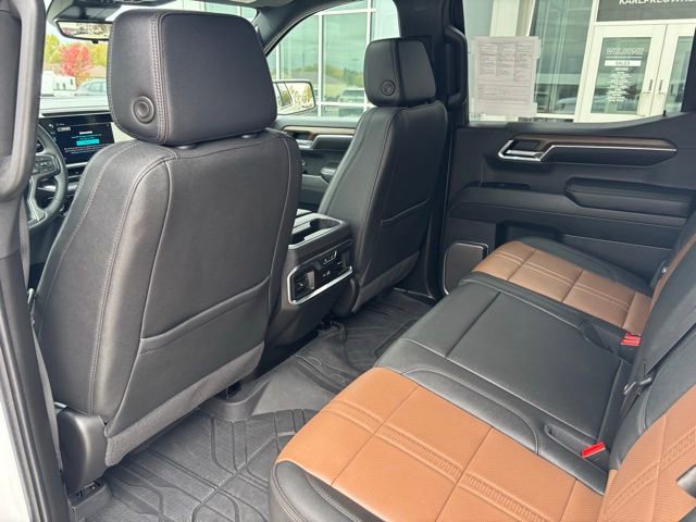 Used 2024 Chevrolet Silverado 1500 High Country w/ High Country Premium Package image 23