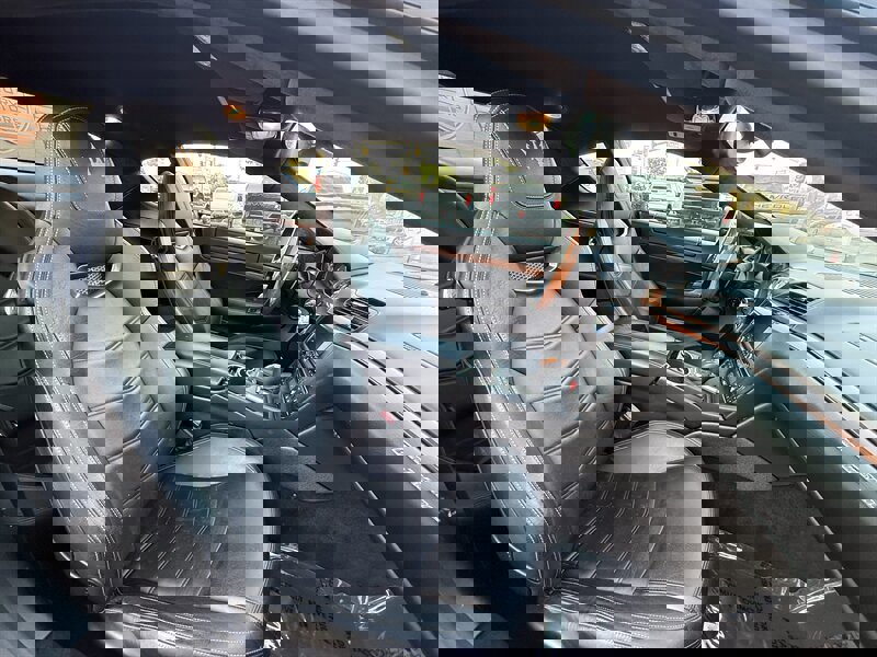 Used 2013 Maserati GranTurismo Sport RWD image 39