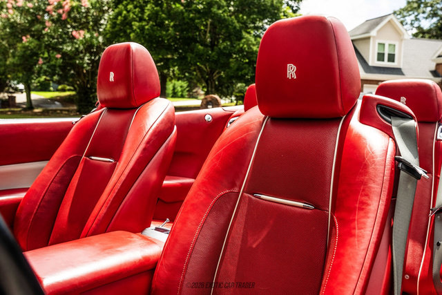 Used 2016 Rolls-Royce Dawn RWD image 68