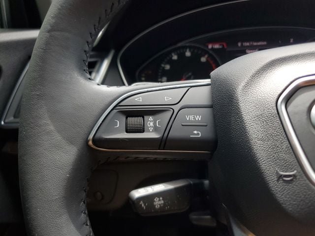 Used 2020 Audi Q5 2.0T Premium AWD/4WD image 25