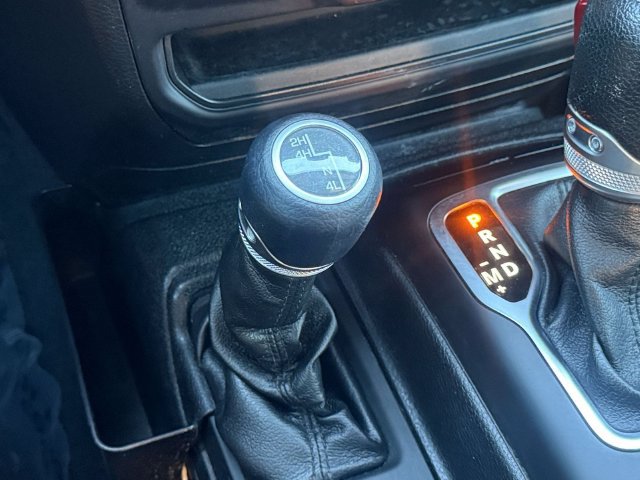 Used 2020 Jeep Gladiator Sport w/ Quick Order Package 24S AWD/4WD image 22