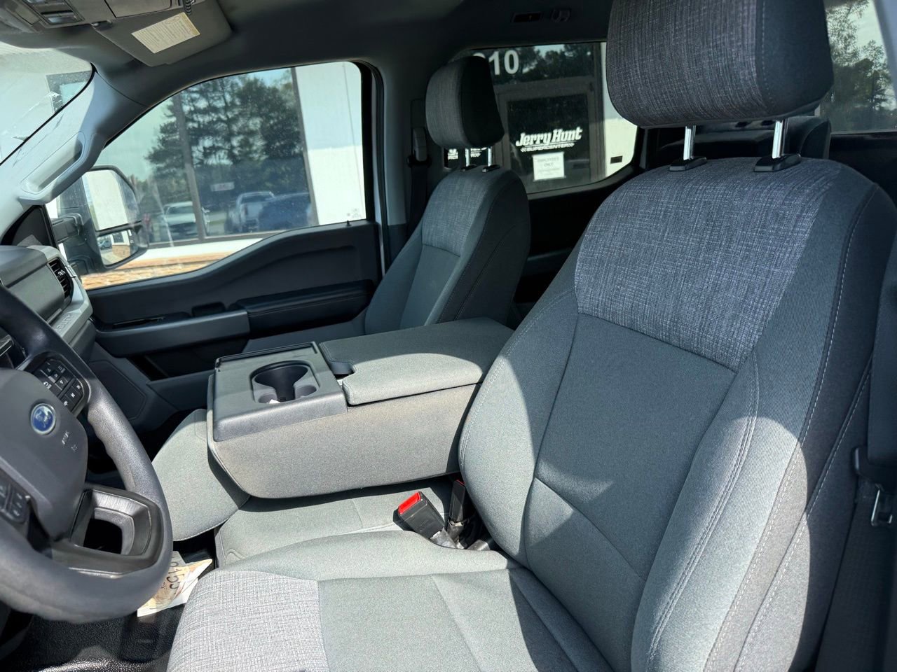 Used 2024 Ford F350 XLT w/ FX4 Off-Road Package image 3