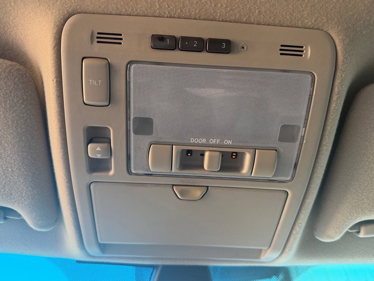 Used 2006 Lexus RX 330 FWD image 31