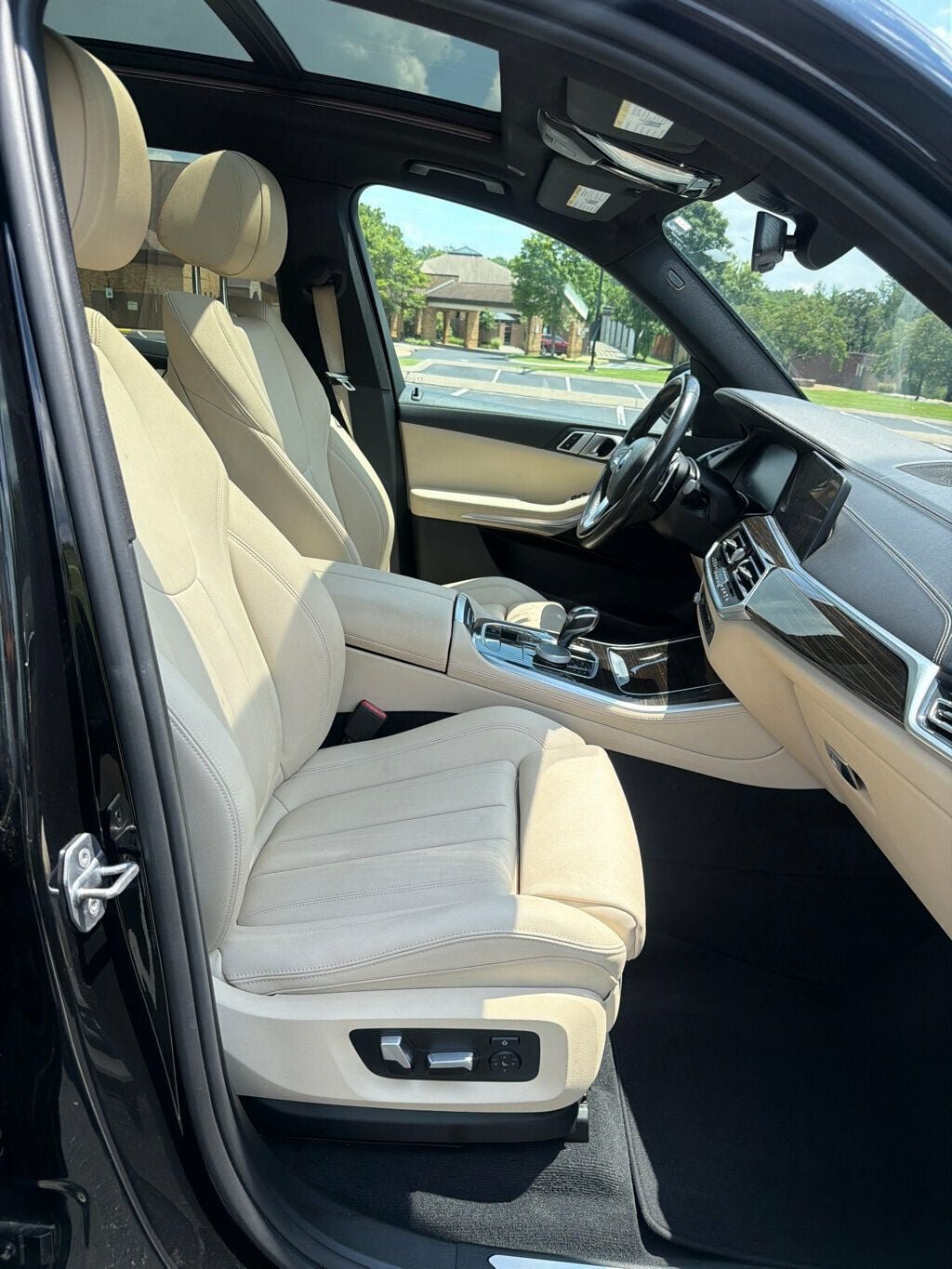 Used 2020 BMW X5 sDrive40i w/ Premium Package RWD image 13