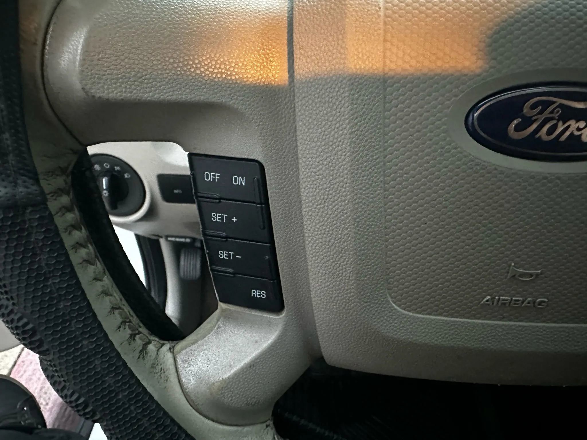 Used 2011 Ford Escape 4WD Hybrid image 15