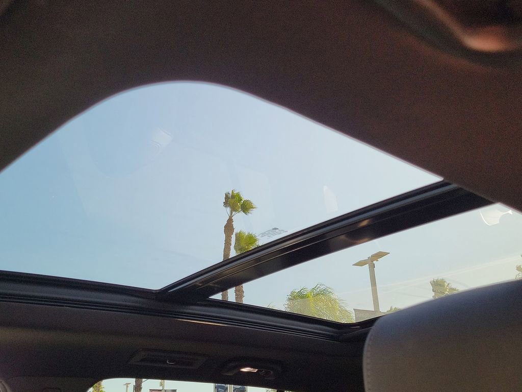 Certified 2023 Cadillac XT6 Premium Luxury image 19