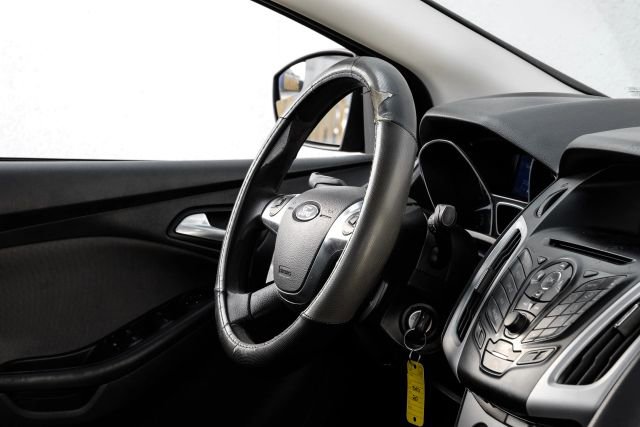 Used 2013 Ford Focus SE image 15