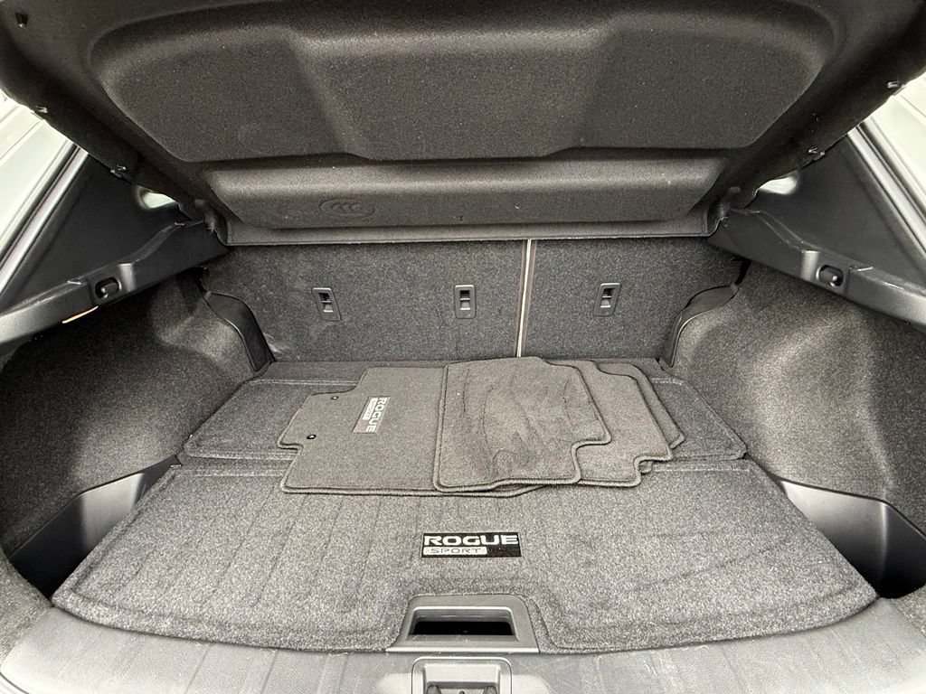Used 2022 Nissan Rogue Sport SV AWD/4WD image 22