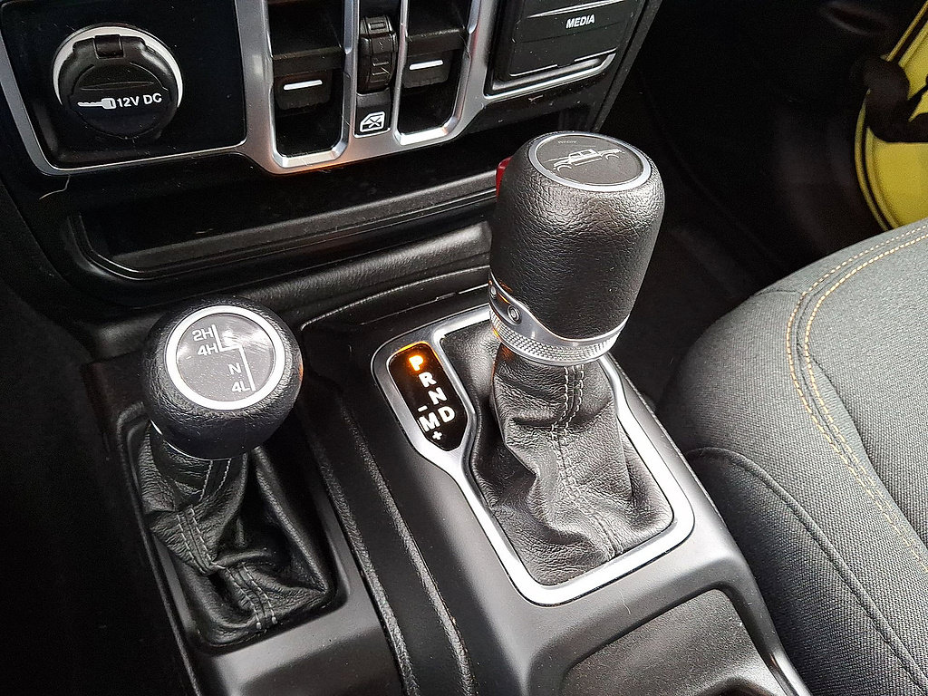 Used 2024 Jeep Gladiator Sport AWD/4WD image 41