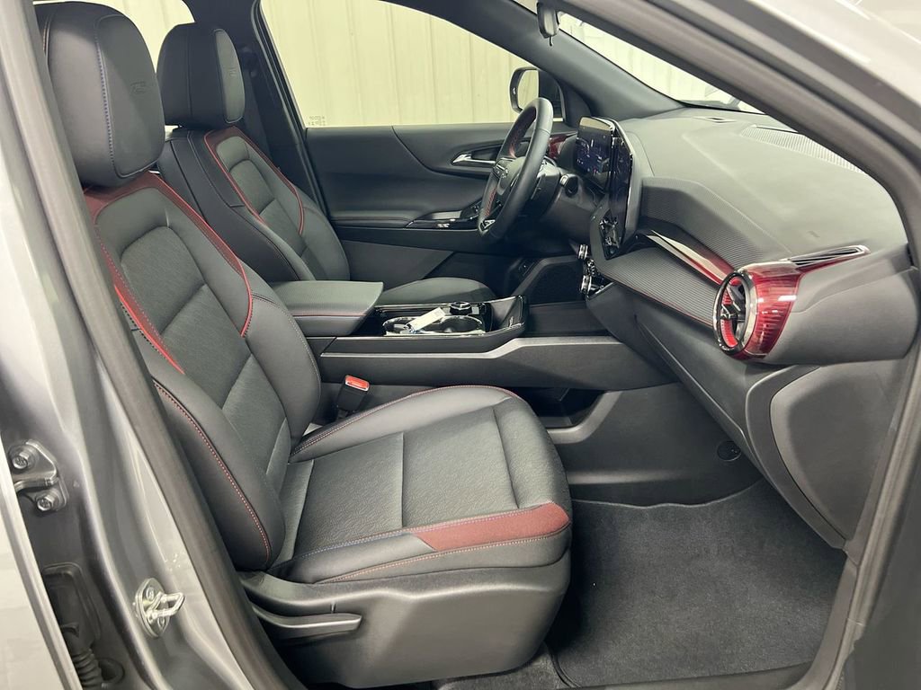 Used 2025 Chevrolet Equinox RS AWD/4WD image 21