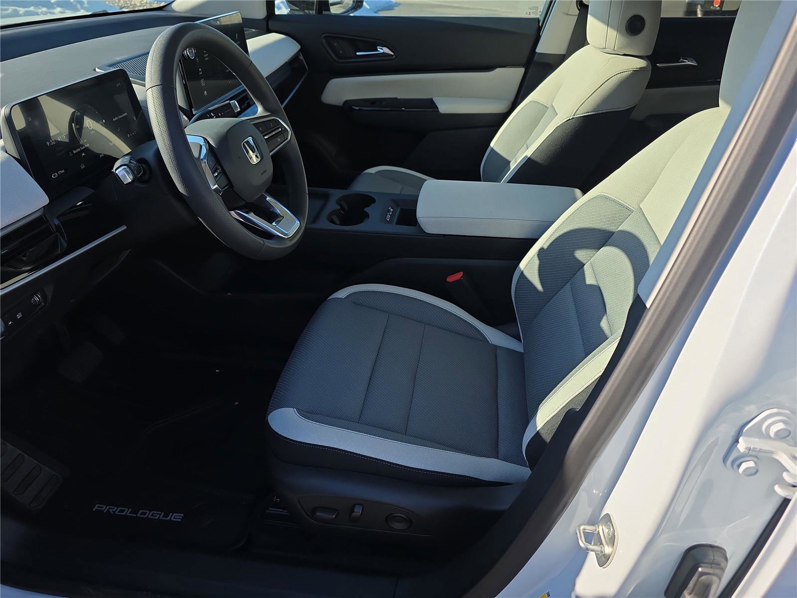 New 2026 Honda Prologue EX image 11
