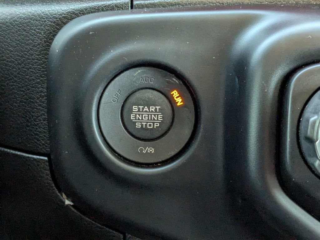 Used 2023 Jeep Wrangler Unlimited Rubicon 4xe AWD/4WD image 28