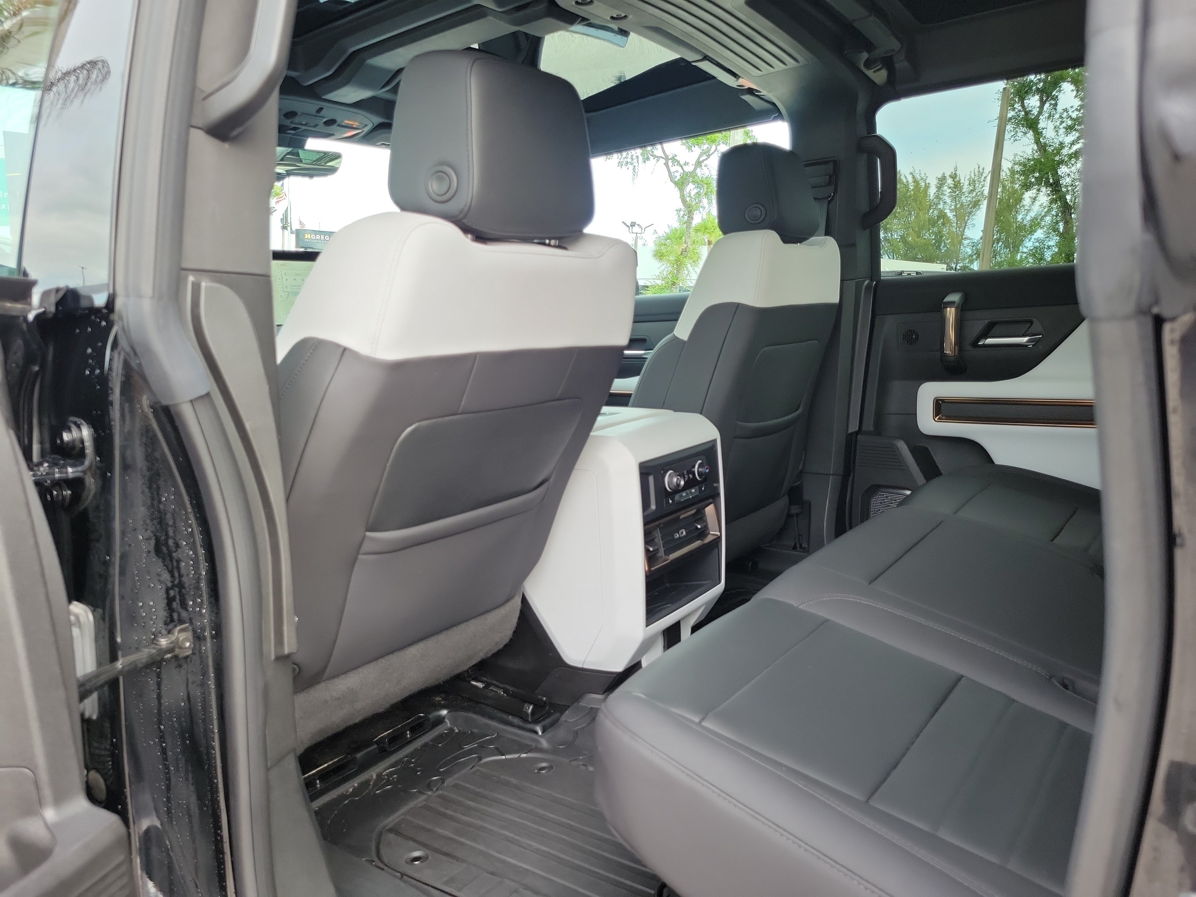 Used 2024 GMC Hummer EV 3X w/ Extreme Off-Road Package AWD/4WD image 16