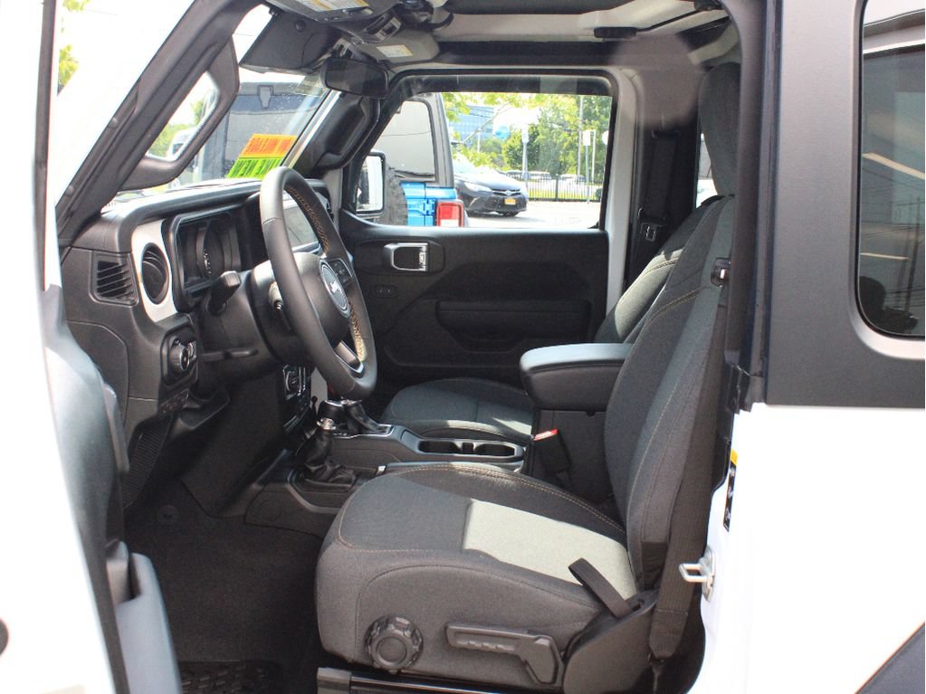 Certified 2024 Jeep Wrangler Sport AWD/4WD image 11