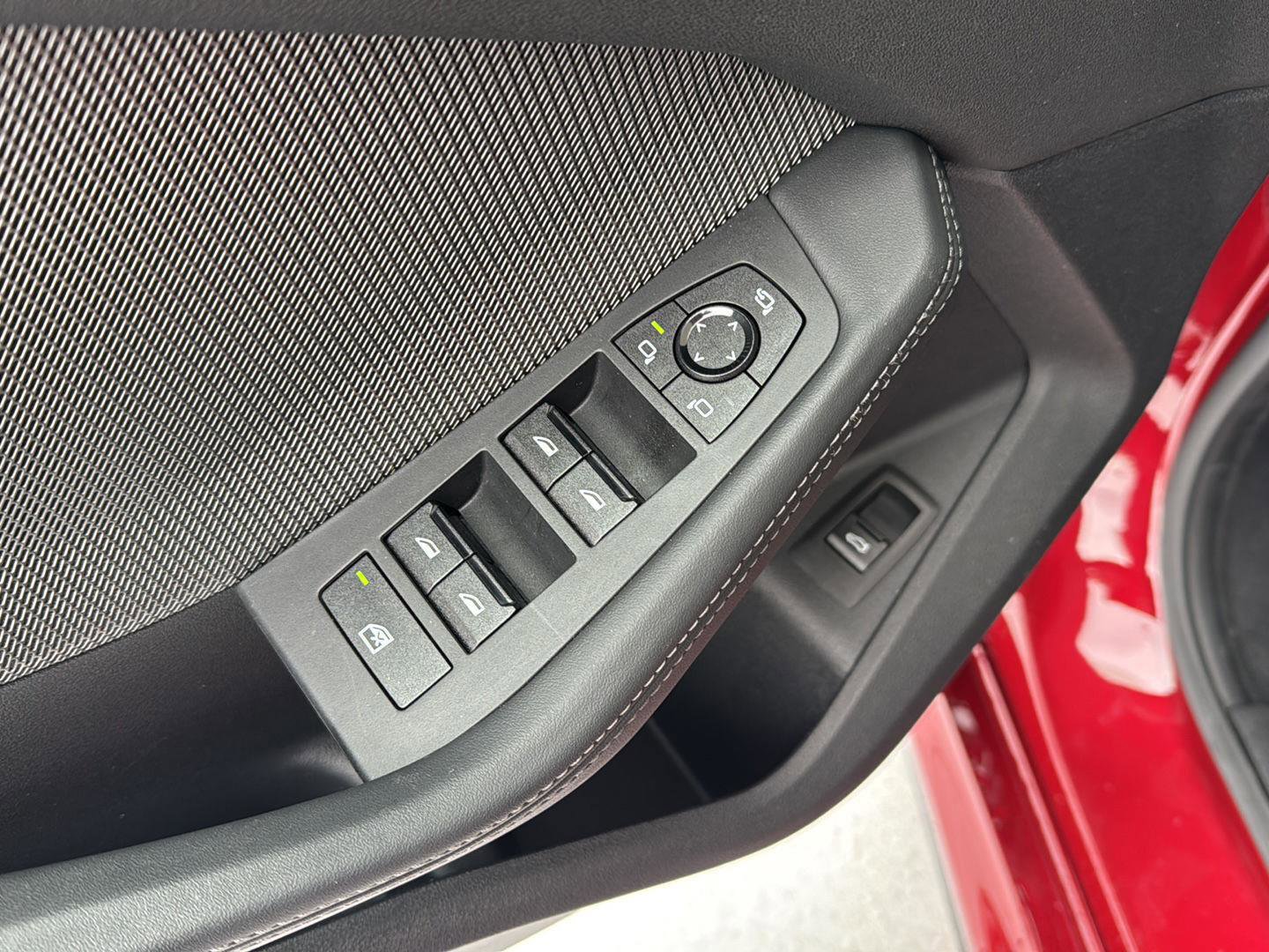 Certified 2025 BMW M235i xDrive w/ Premium Package image 28