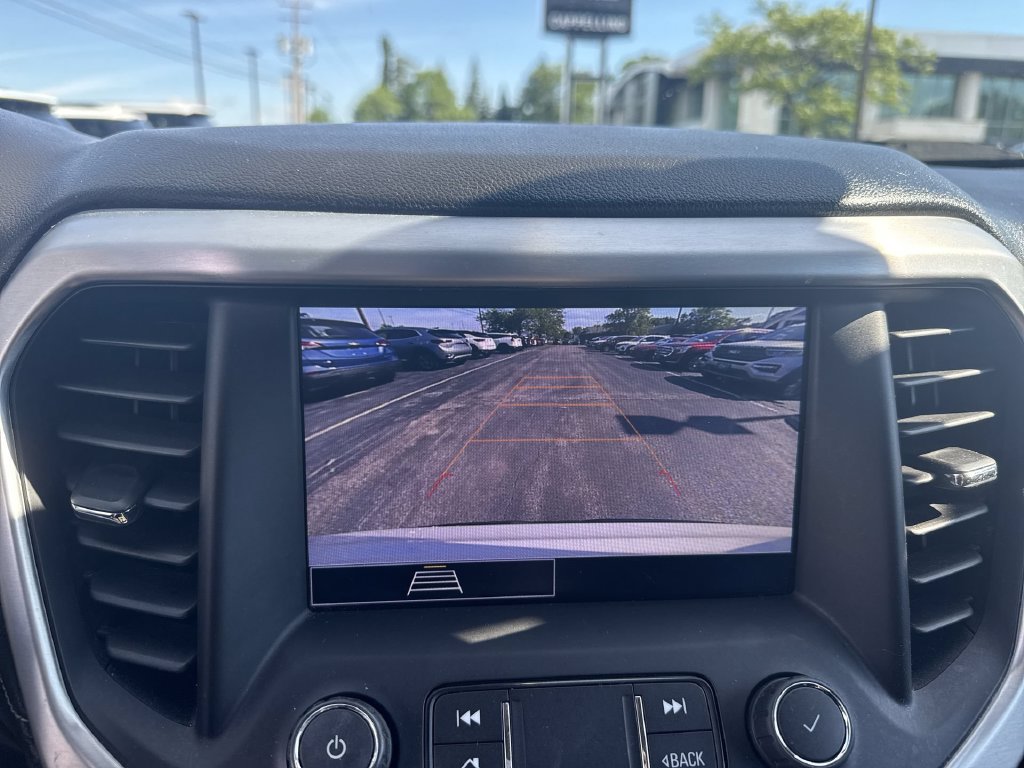 Used 2021 GMC Acadia SLE w/ Driver Convenience Package FWD image 15