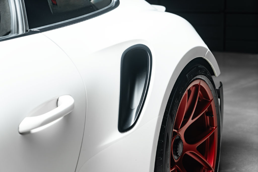 Used 2023 Porsche 911 GT3 RS w/ Weissach Package RWD image 24