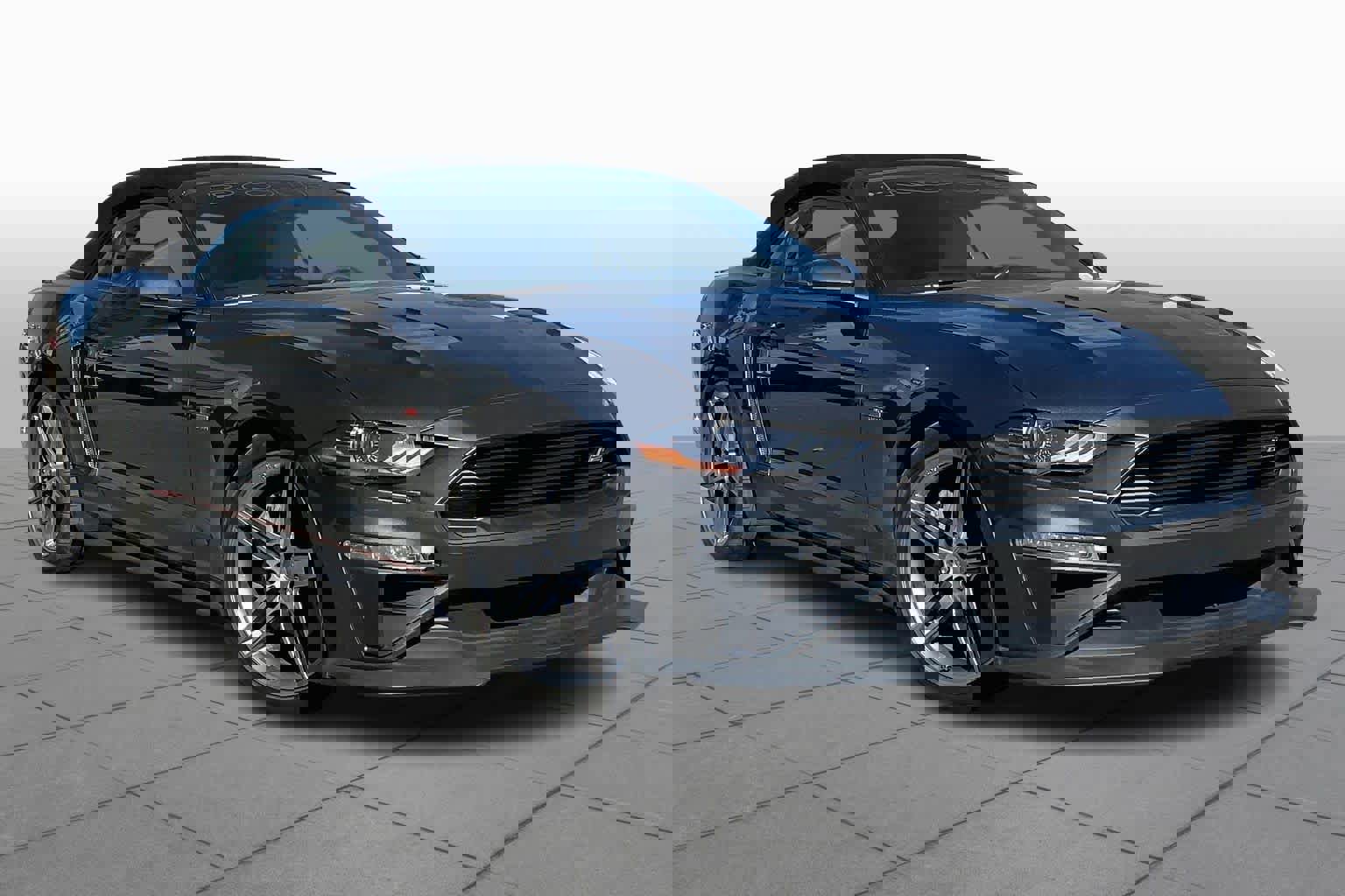 Used 2019 Ford Mustang GT Premium w/ Ford Safe & Smart Package image 3