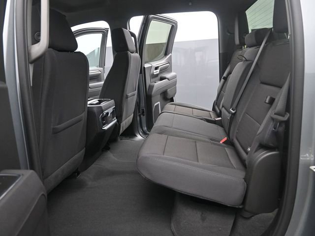 New 2026 GMC Sierra 1500 Elevation w/ LPO, Elevation Black Package image 13