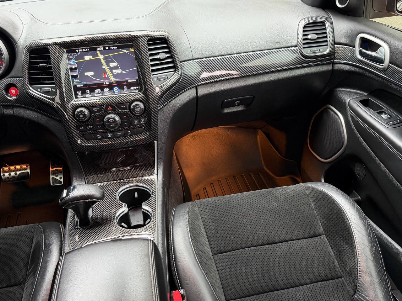 Used 2014 Jeep Grand Cherokee SRT8 w/ Luxury Group II AWD/4WD image 24