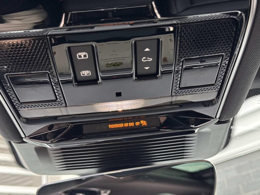 New 2026 Land Rover Range Rover Sport Dynamic SE AWD/4WD image 24