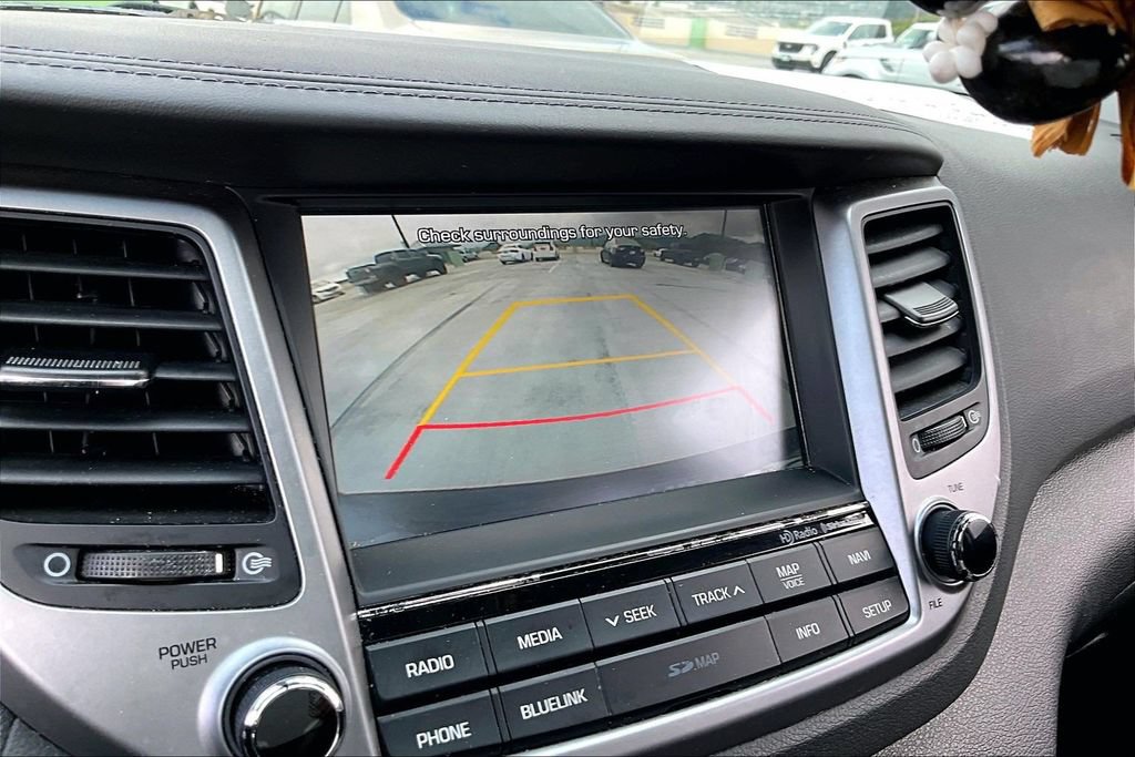 Used 2016 Hyundai Tucson Limited w/ Option Group 03 FWD image 23