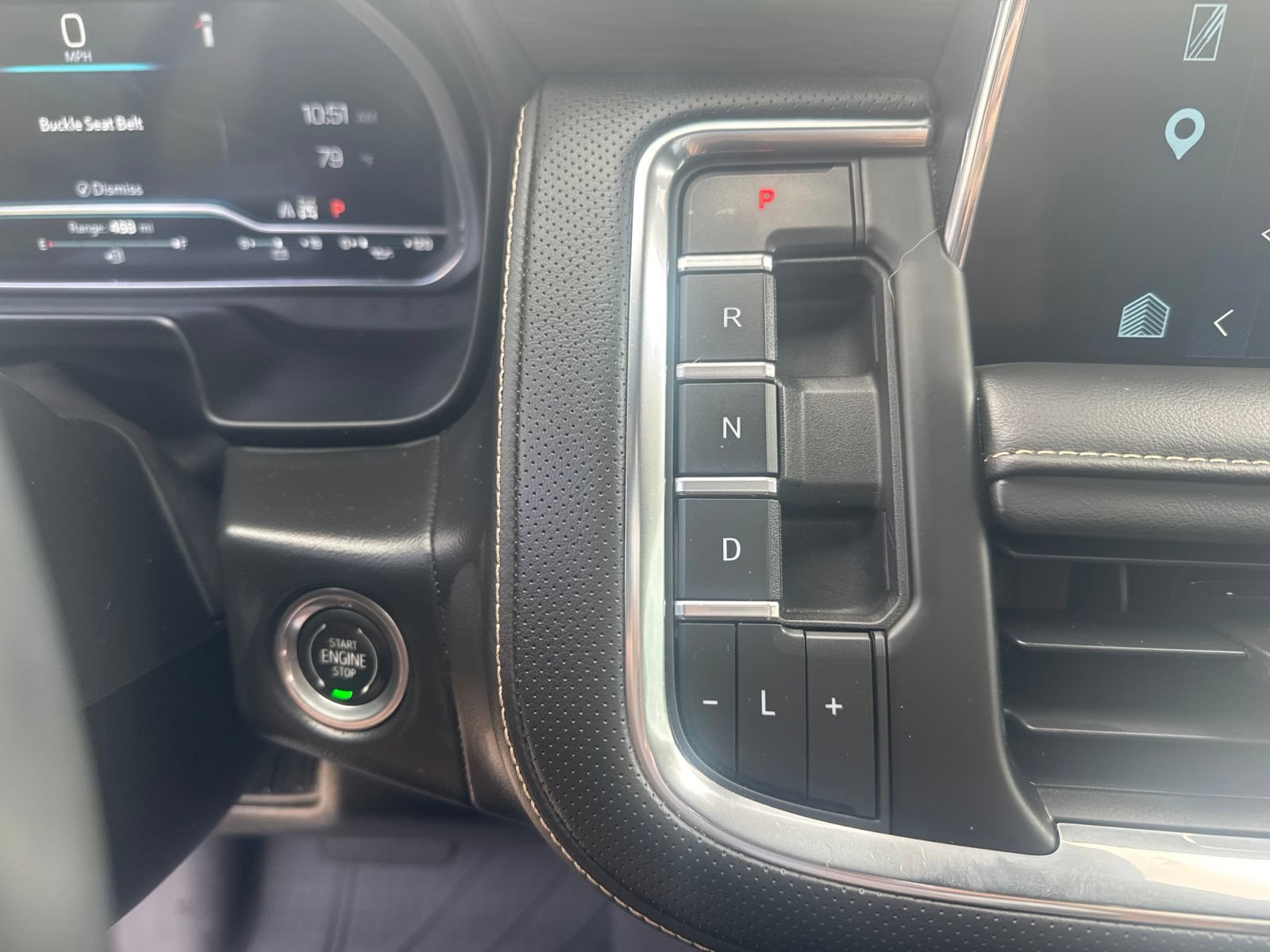 Used 2023 Chevrolet Tahoe Premier AWD/4WD image 32