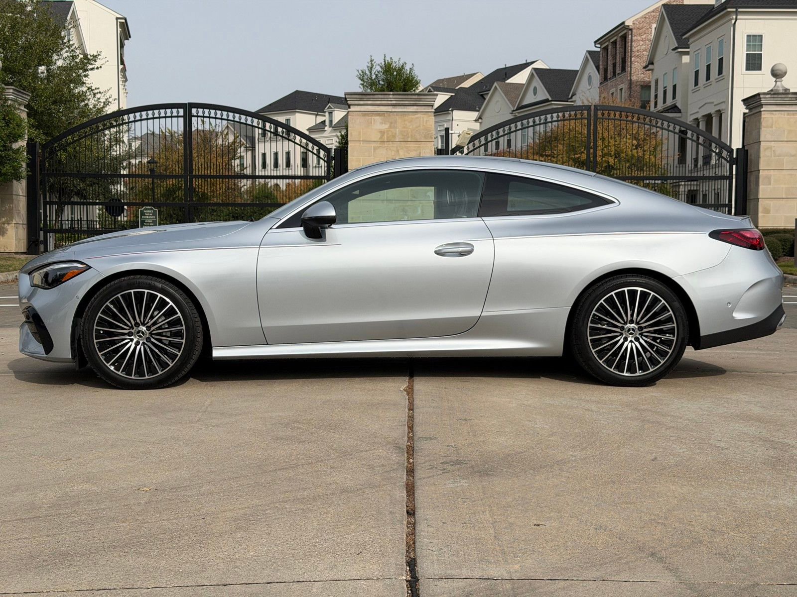 Certified 2024 Mercedes-Benz CLE 300 4MATIC Coupe image 13