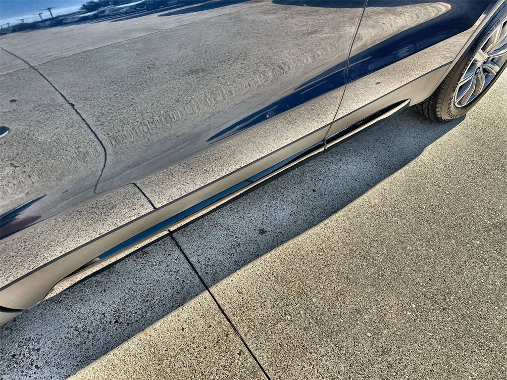 Used 2021 Cadillac XT4 Sport image 13