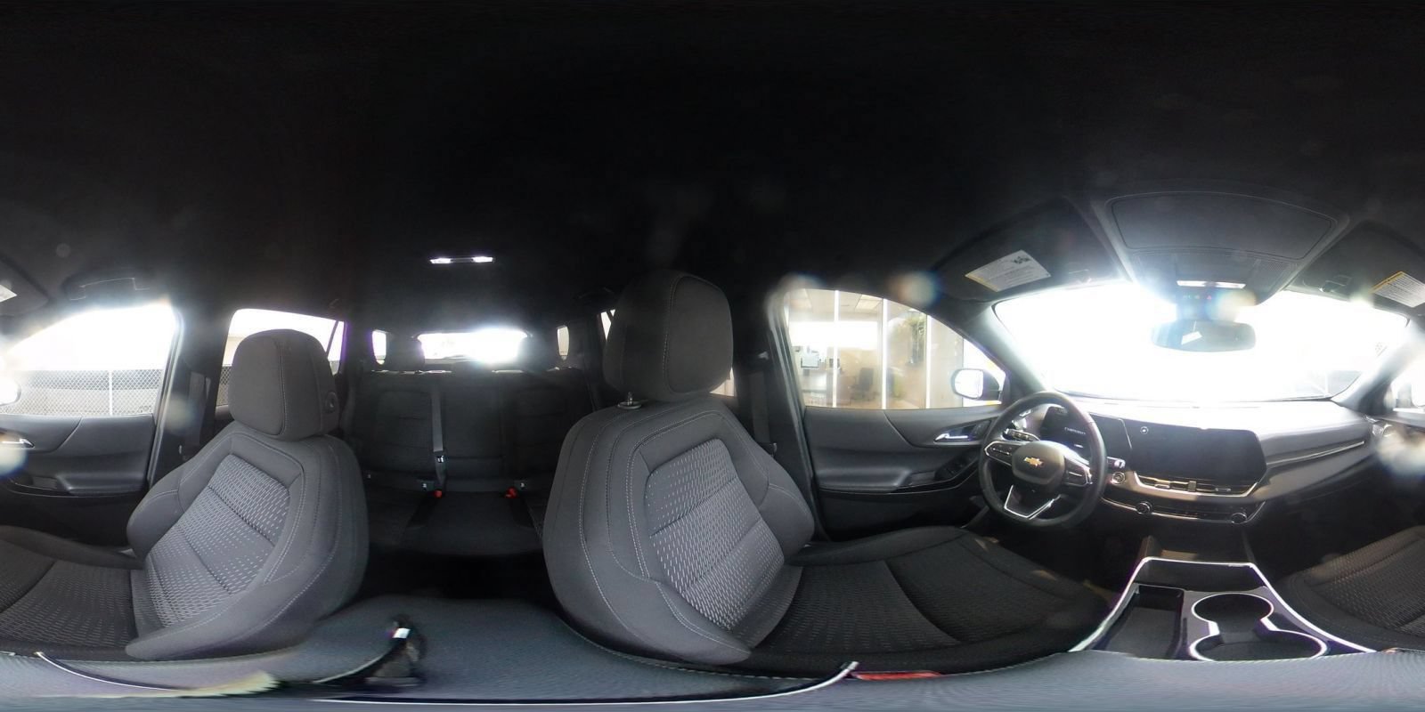 Used 2025 Chevrolet Equinox LT FWD image 42