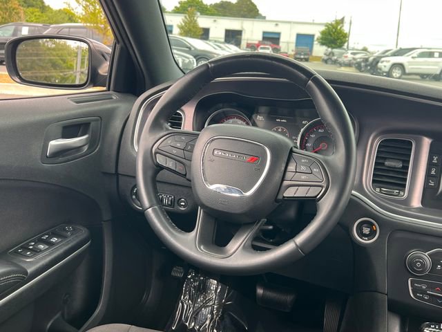 Used 2017 Dodge Charger SE w/ Popular Equipment Group RWD image 17