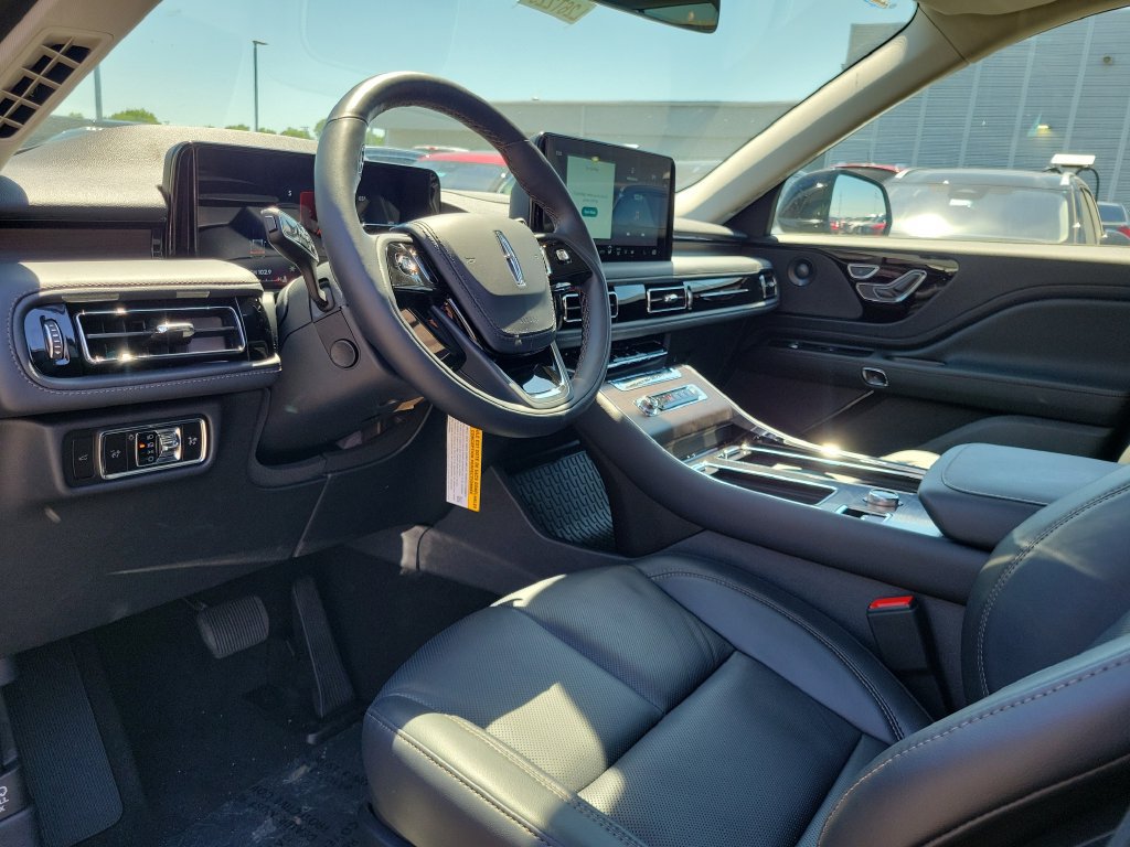 New 2026 Lincoln Aviator Reserve w/ Illumination Package AWD/4WD image 21
