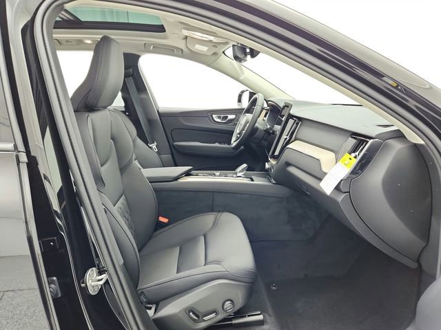 New 2026 Volvo XC60 B5 Plus w/ Protection Package Premier image 18