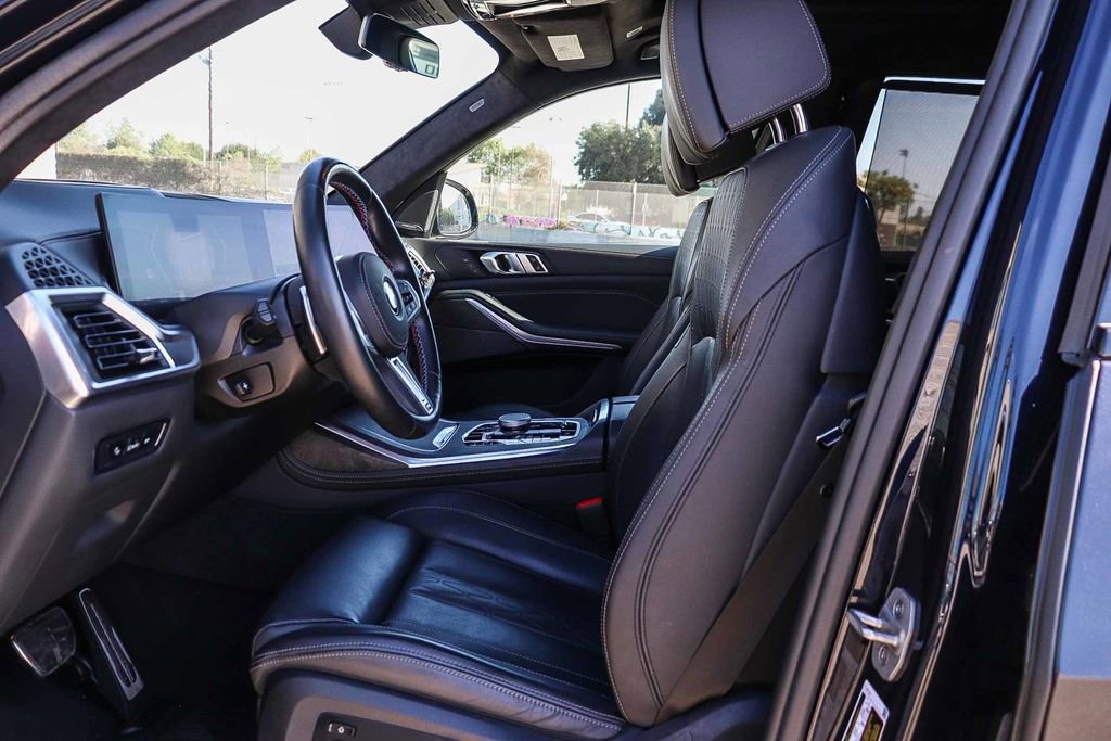 Used 2024 BMW X7 M60i AWD/4WD image 18