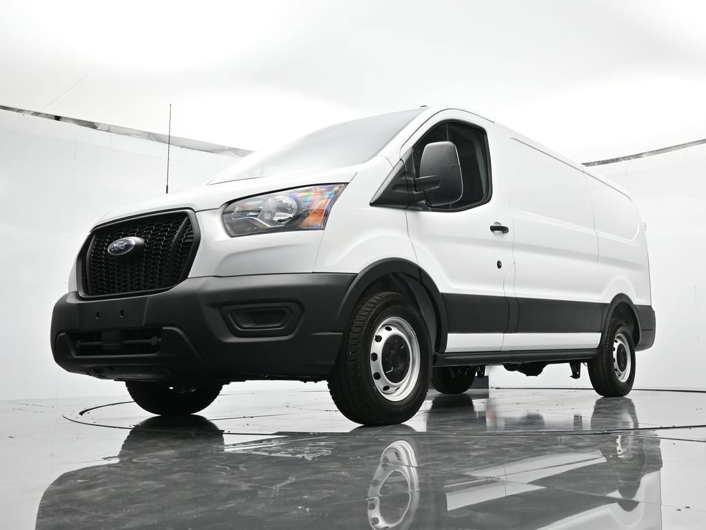 New 2025 Ford Transit 150 Low Roof RWD image 32