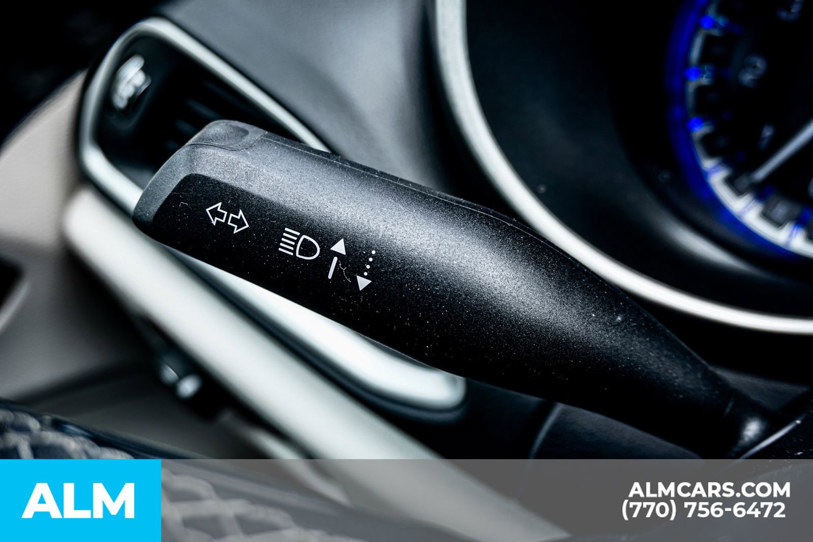 Used 2024 Chrysler Pacifica Touring-L image 34