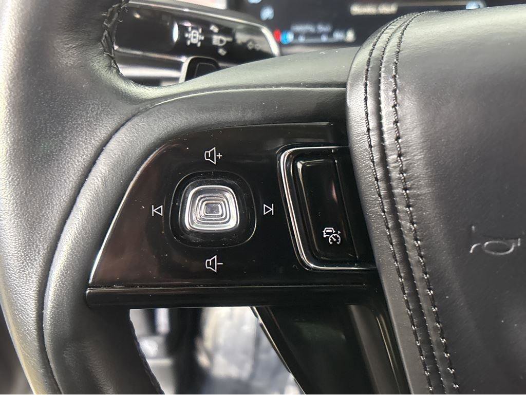 Used 2023 Lincoln Aviator Reserve w/ Equipment Group 201A AWD/4WD image 23