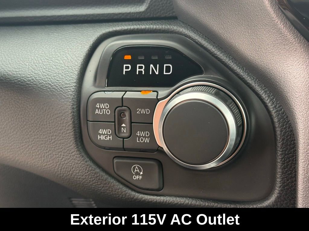 New 2026 RAM 1500 Big Horn AWD/4WD image 17