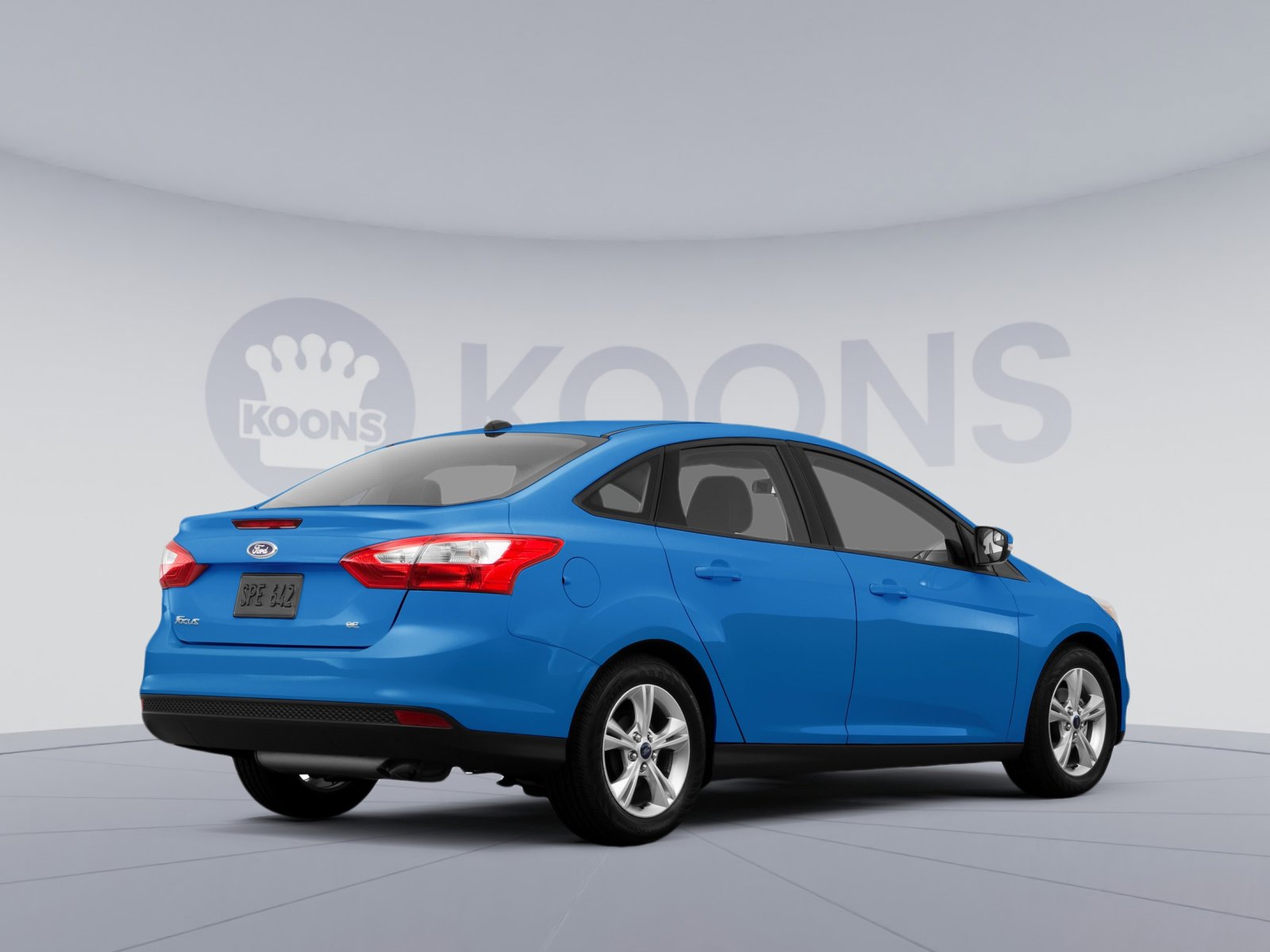 Used 2014 Ford Focus SE w/ SE Winter Package image 4