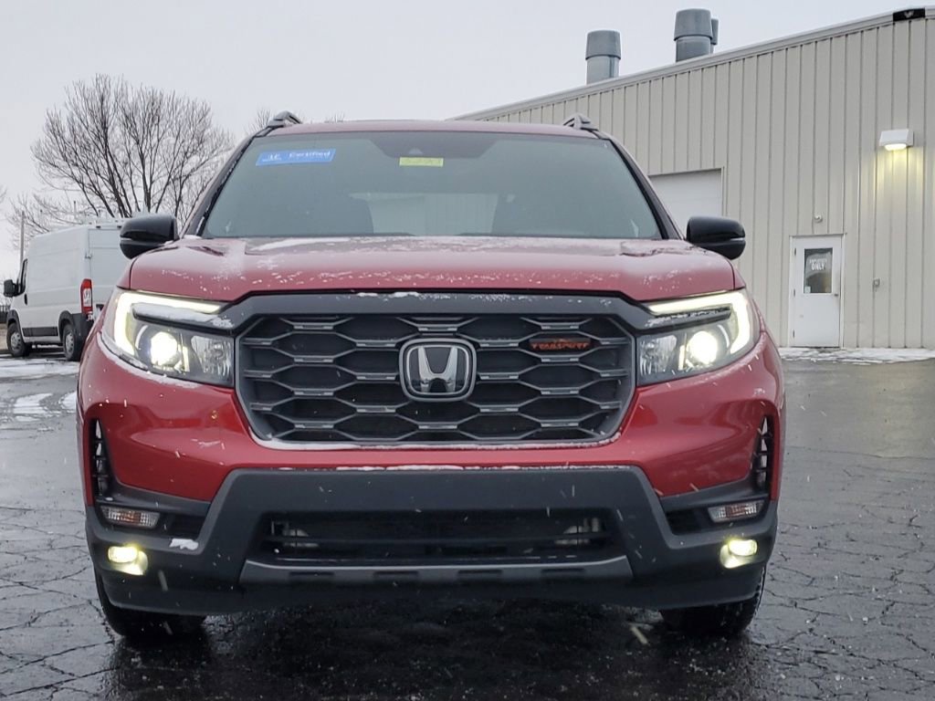 Certified 2023 Honda Passport TrailSport image 2