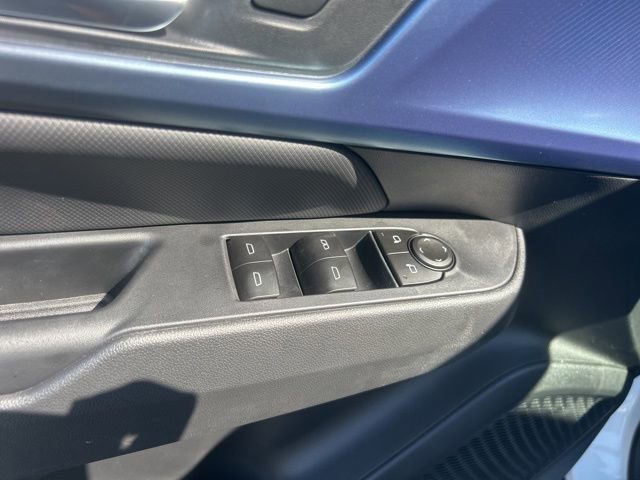 New 2026 Chevrolet Equinox EV LT image 13