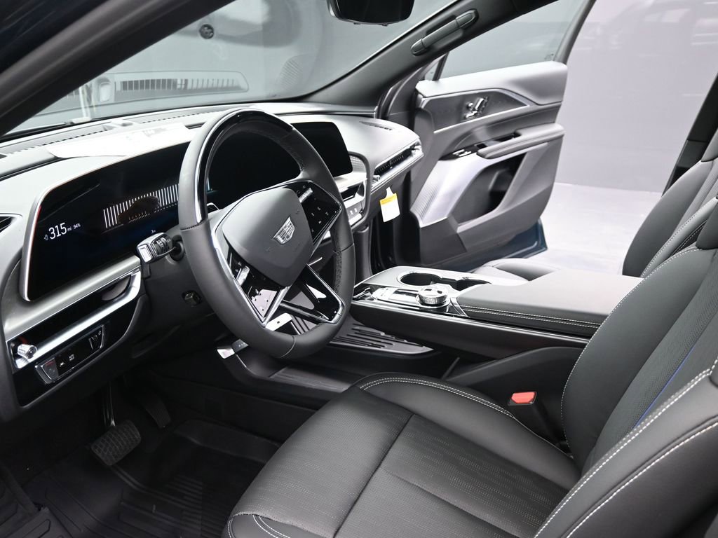 New 2026 Cadillac Lyriq Premium Luxury image 10