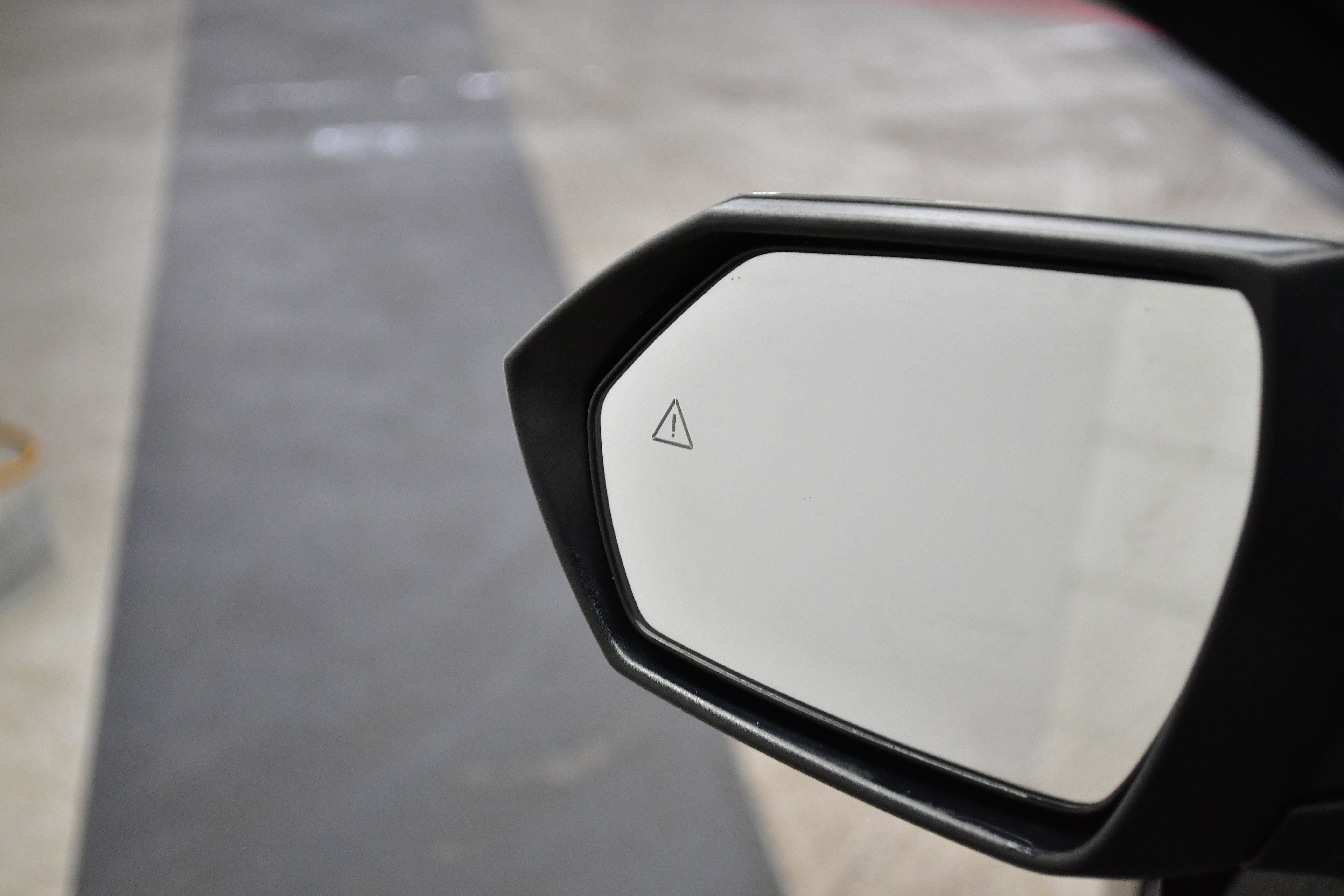 Used 2025 Hyundai Elantra SEL image 23