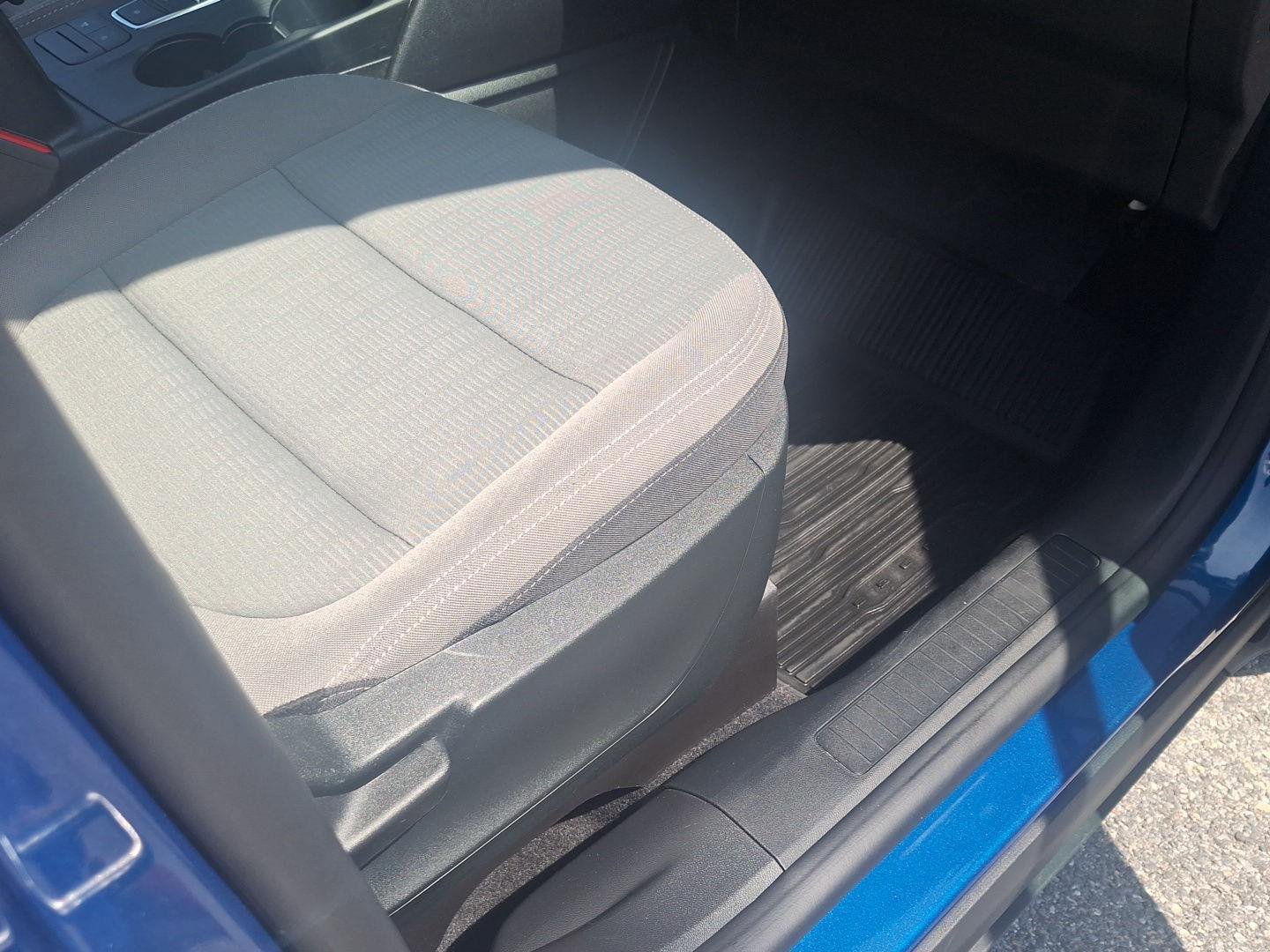 Used 2022 Ford Escape S image 19