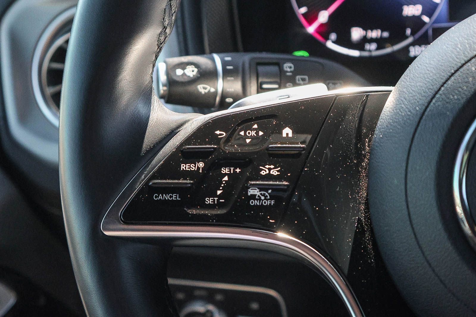 Used 2025 Mercedes-Benz G 550 image 45