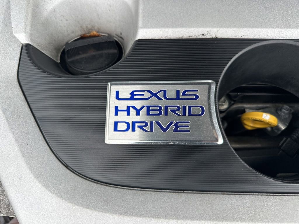 Used 2020 Lexus UX 250h w/ Premium Package image 29